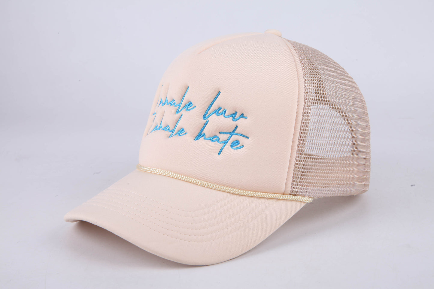 Slogan trucker cap